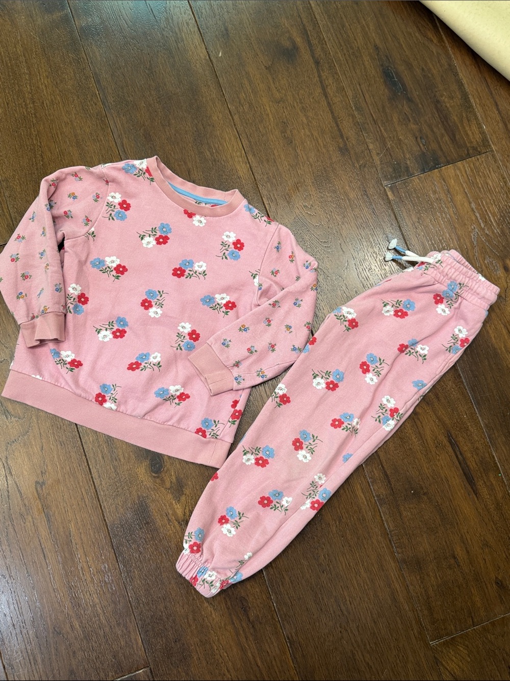 Mini Boden - Pink Floral Sweatshirt & Jogger Pant Set - Pink Posy - Size: 6-7